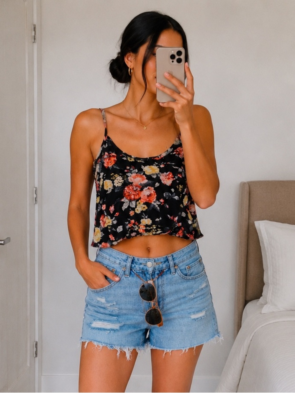 Forever 21 Floral Cropped Cami Tank Top Black Pink Yellow Size Small